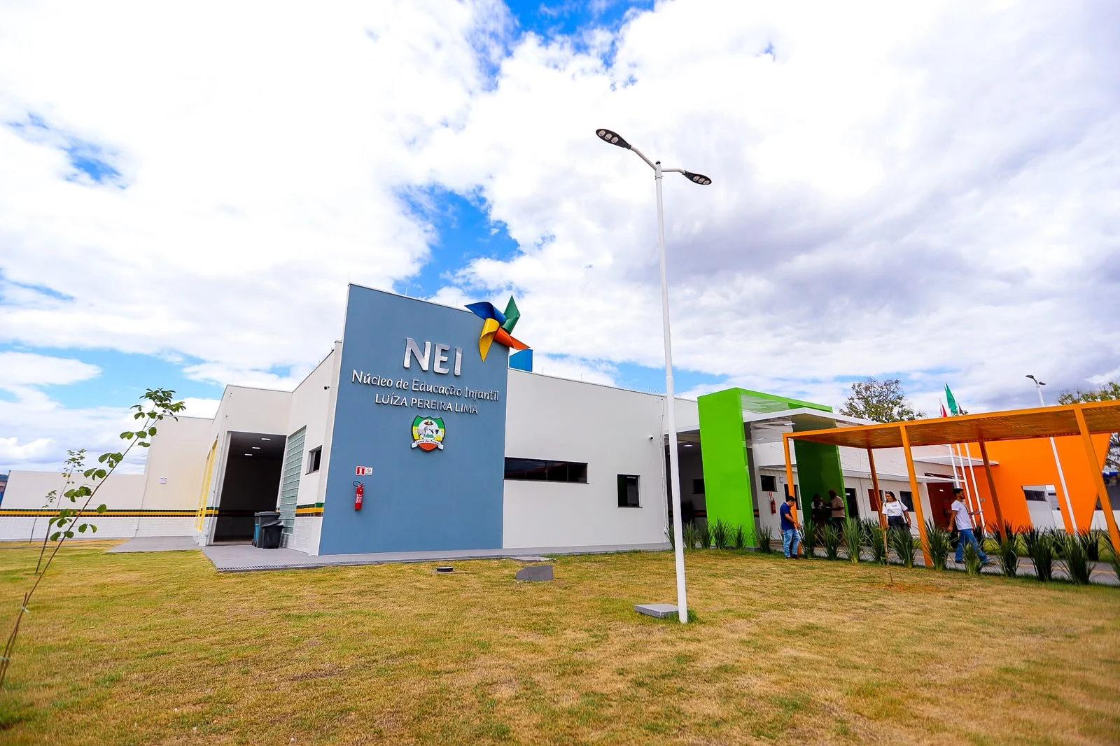Núcleo de Ensino Infantil Luiza Pereira Lima
